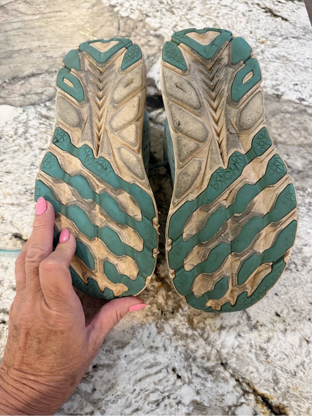 HOKA Clifton 8 Teal Running Shoe in Women’s Size 9.5 - Picture 8 of 11